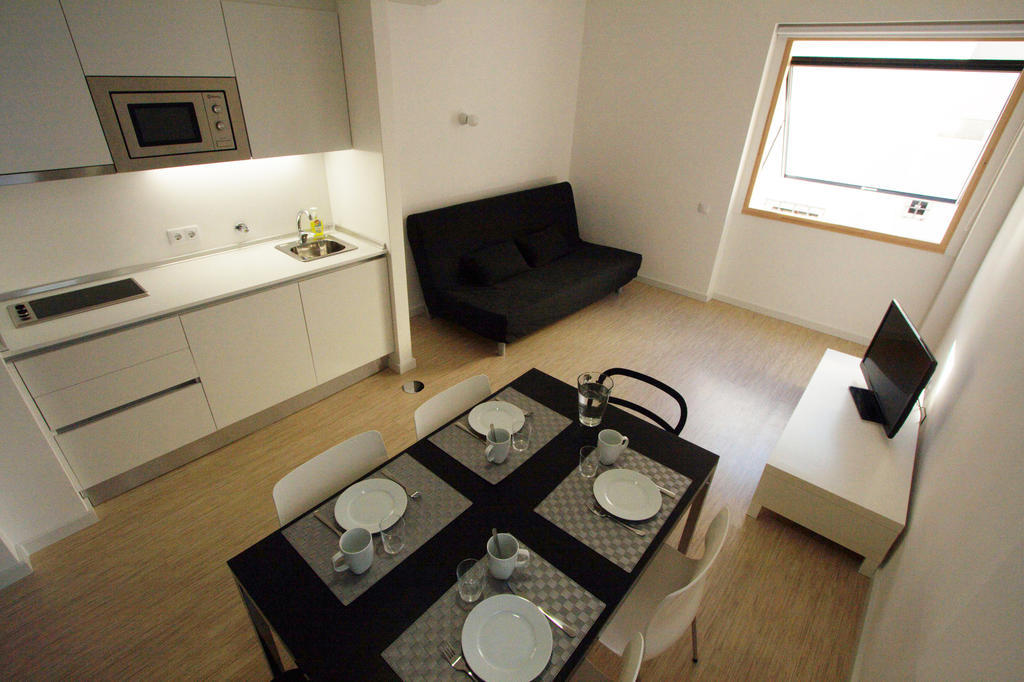 Opo.Apt - Art Deco Apartments In Oporto'S Center 部屋 写真